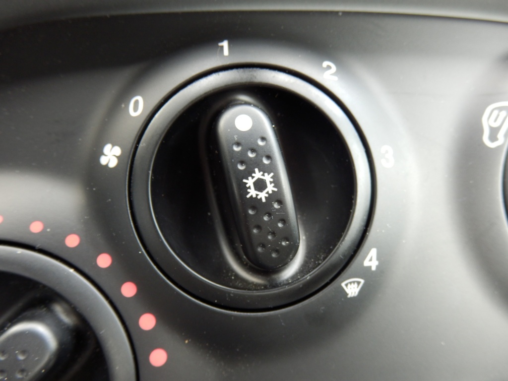 33042609-14.jpg