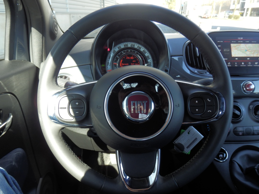 43976420-10.jpg