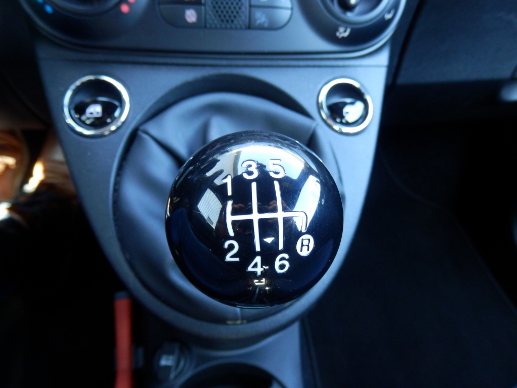 43976420-24.jpg