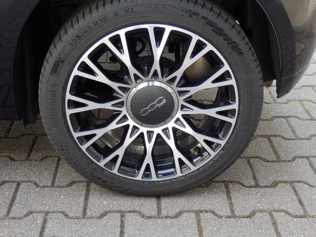 44379436-26.jpg