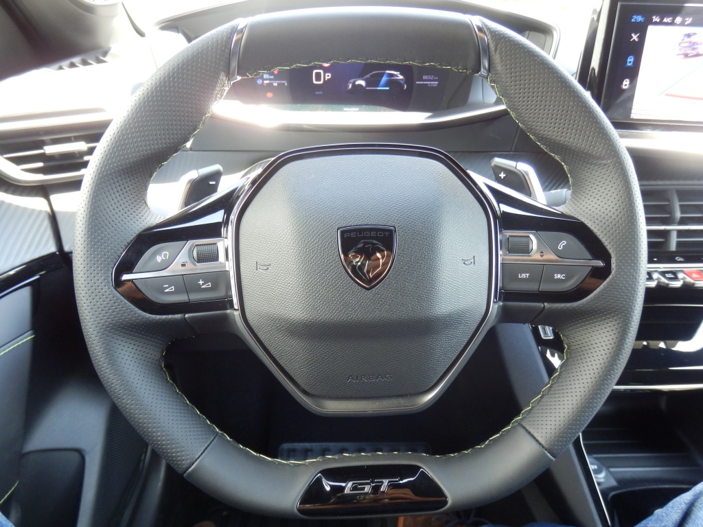 46166380-10.jpg