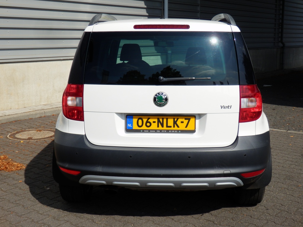46915298-4.jpg