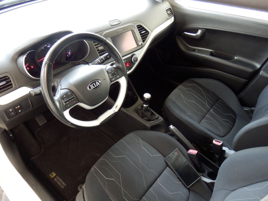 46990296-3.jpg