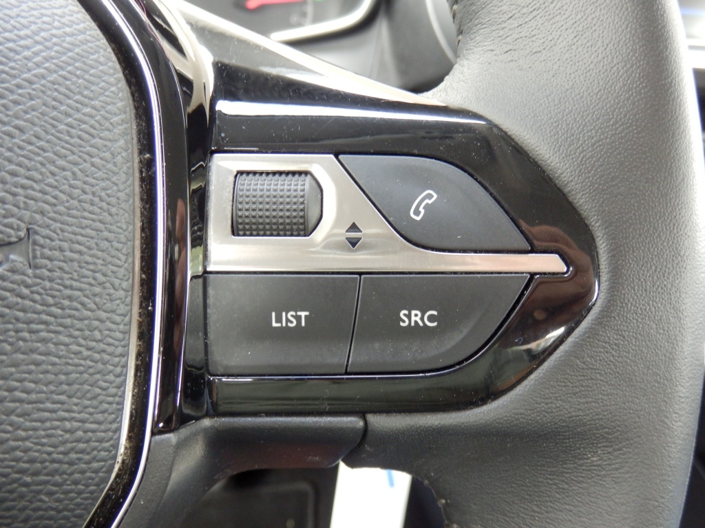 47161437-15.jpg