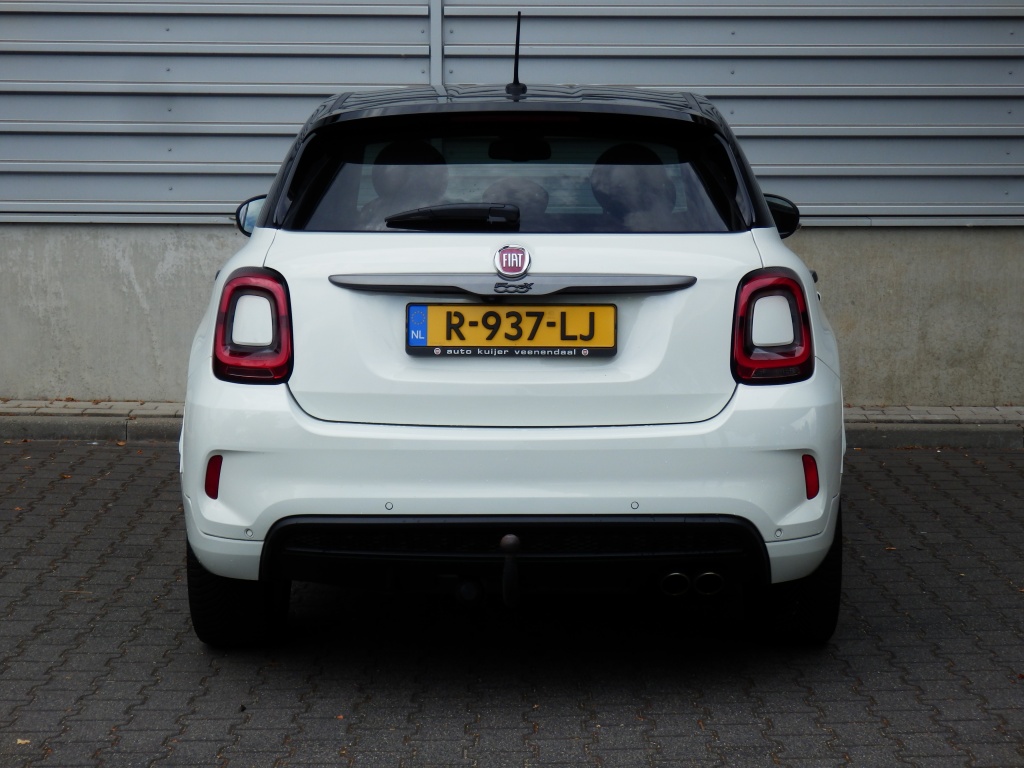 47254638-4.jpg