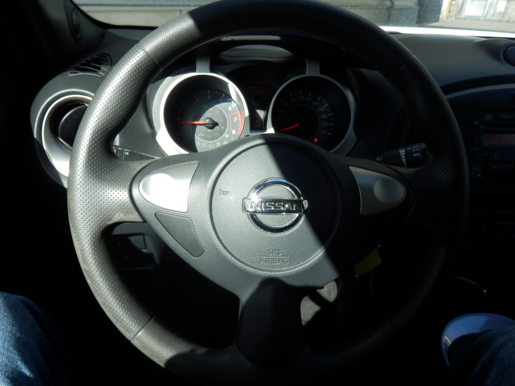 47890852-10.jpg