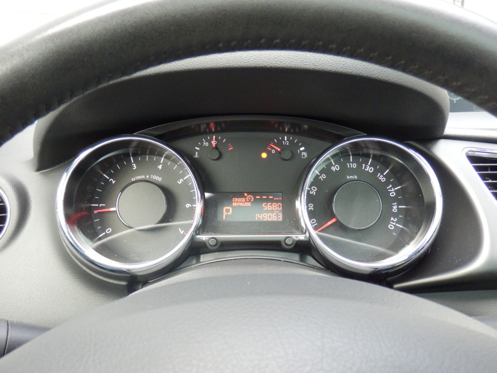 47899149-12.jpg
