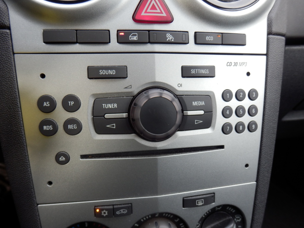47973497-20.jpg