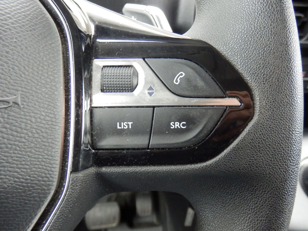 48377438-12.jpg