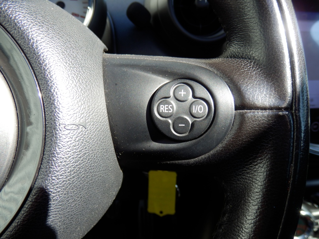 53117051-15.jpg