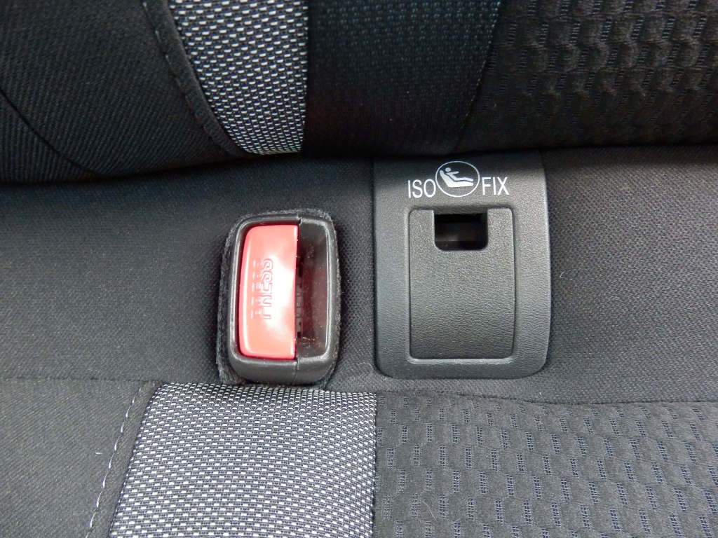 54858539-8.jpg